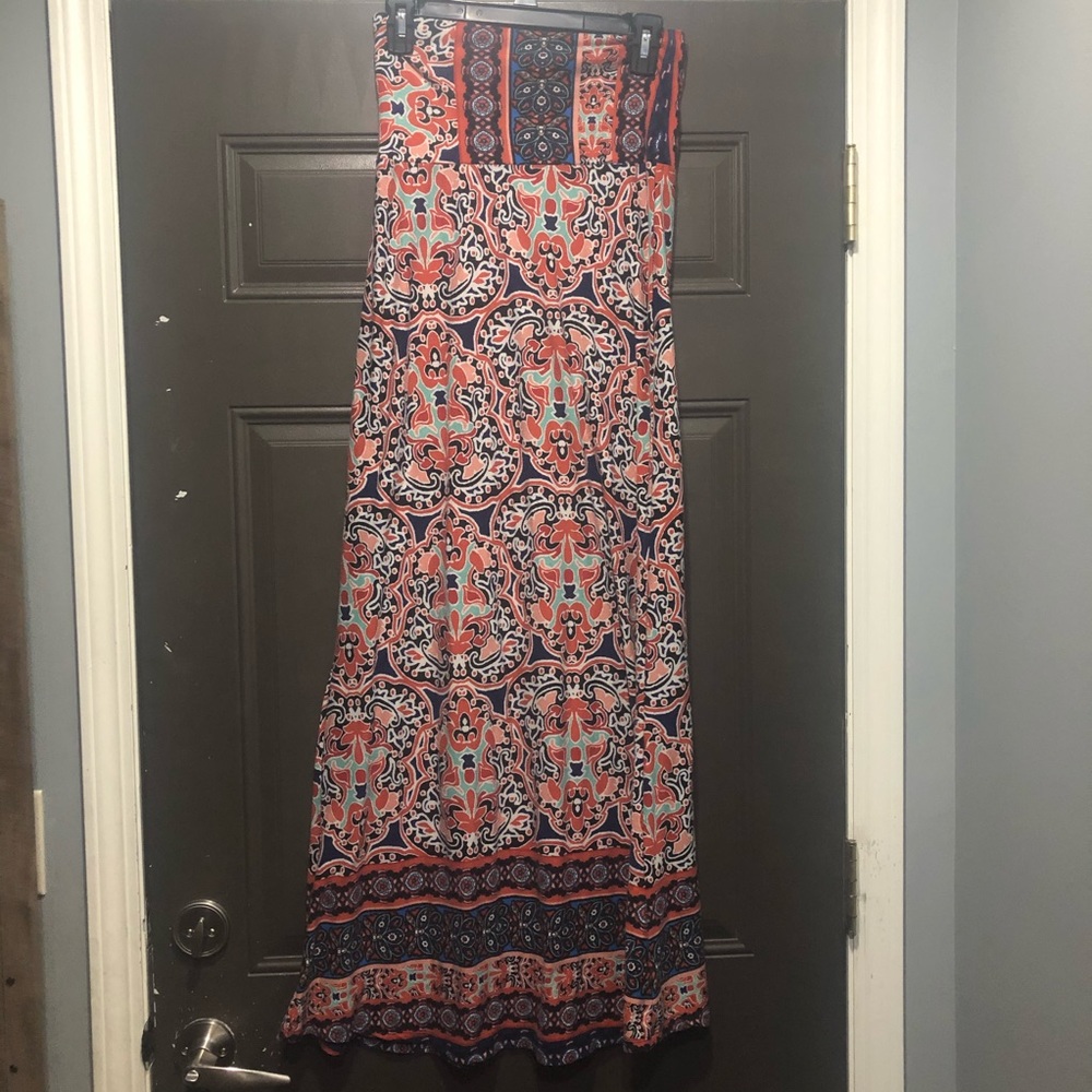 Patterned maxi skirt